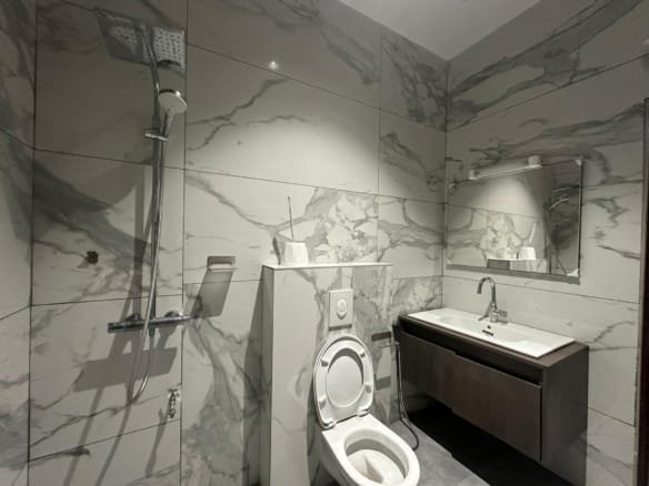 Appartement meublé avec vue sur mer à louer à Fidjrossè Plage_19