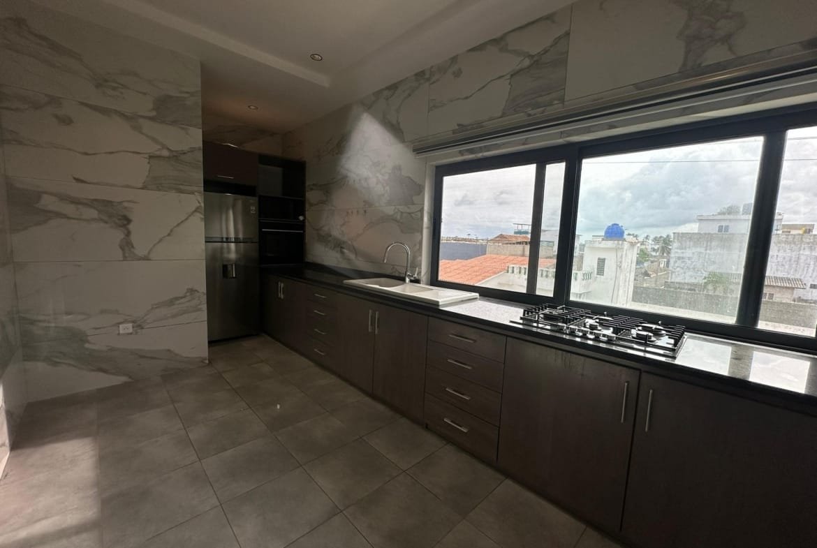 Appartement meublé avec vue sur mer à louer à Fidjrossè Plage_6