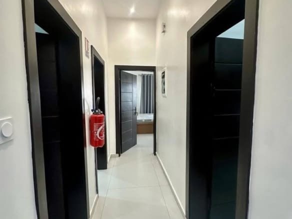 Appartements meublés de 3 pièces à louer à Fidjrossè_19