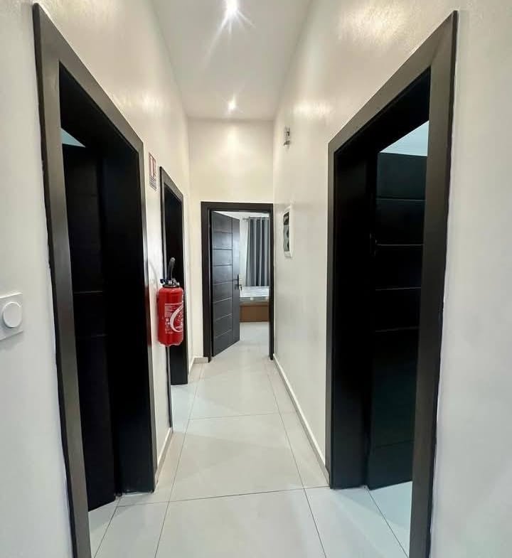 Appartements meublés de 3 pièces à louer à Fidjrossè_19