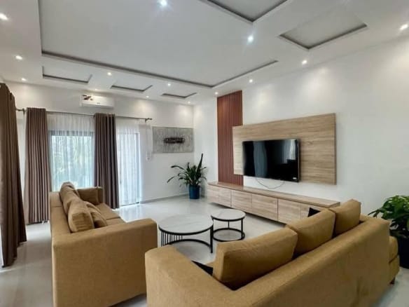 Appartements meublés haut de gamme à louer à Fidjrossè Togbin