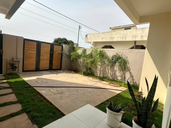 Bel Appartement Meublé à louer à Fidjrossè
