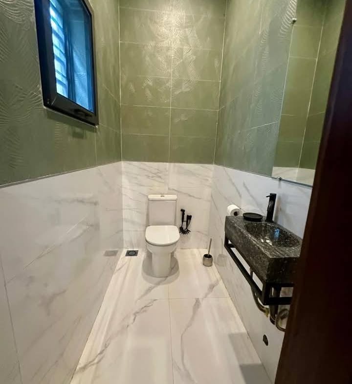 Bel Appartement Meublé à louer à Fidjrossè_20