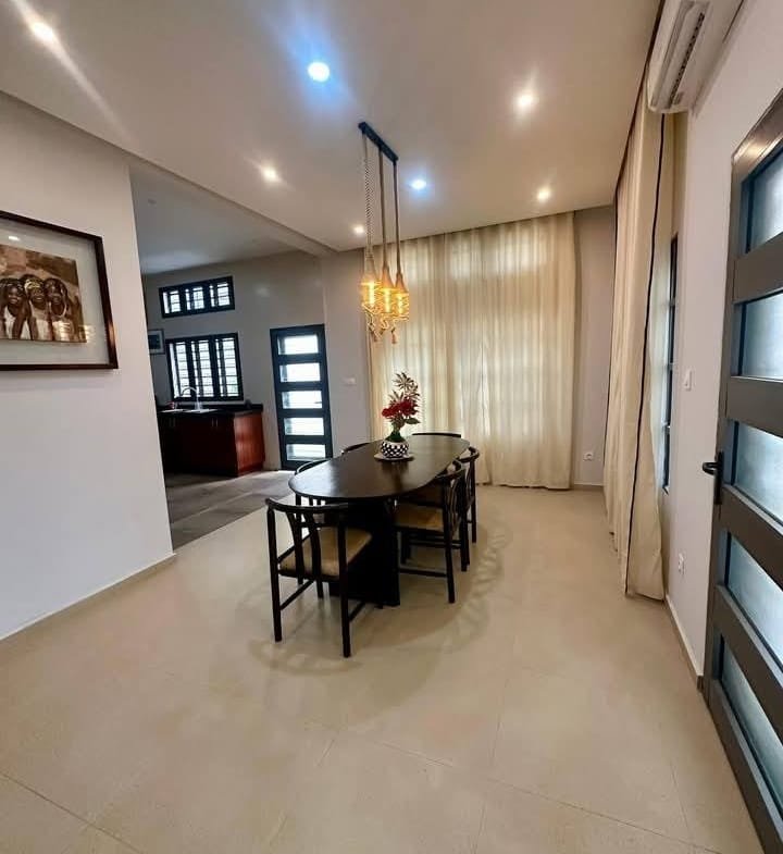 Bel Appartement Meublé à louer à Fidjrossè_3