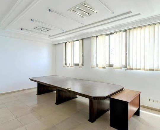 Bureau de standing à louer à GANHITO_5