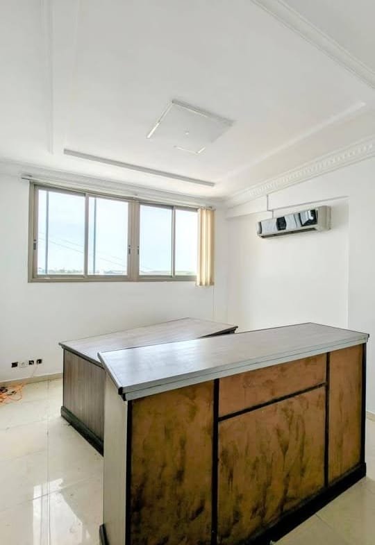 Bureau de standing à louer à GANHITO_9