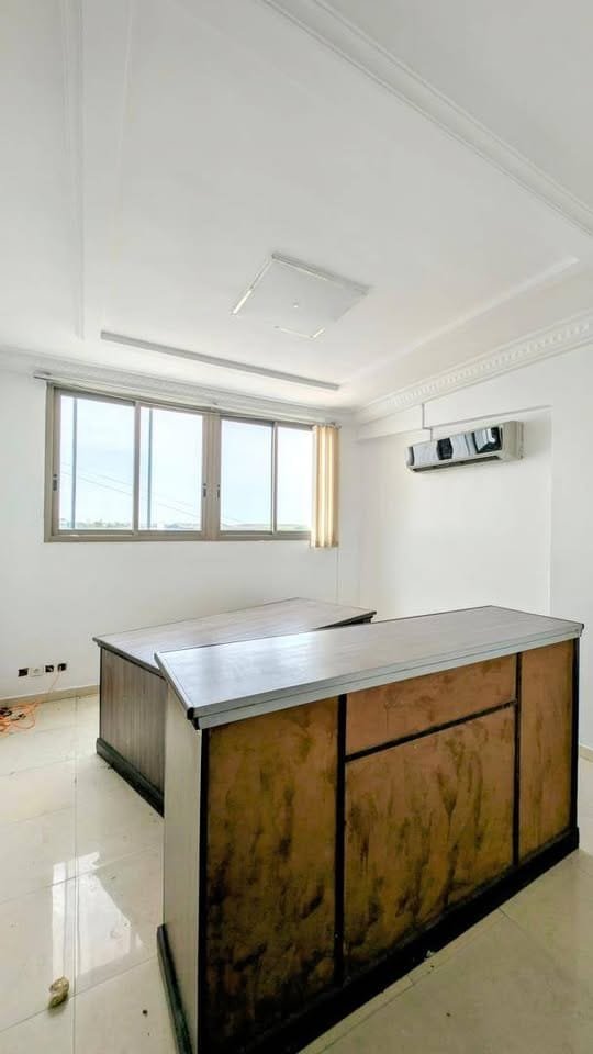 Bureau de standing à louer à GANHITO_9