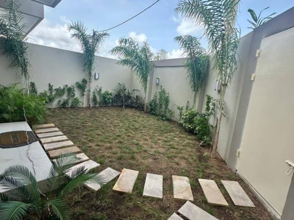 Duplex meublé à louer à Fidjrossè Togbin Plage_16