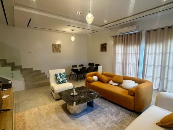 Duplex meublé à louer à Fidjrossè Togbin Plage_2