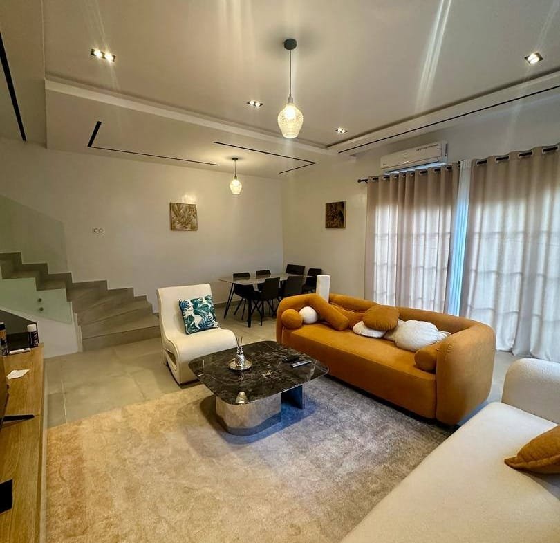Duplex meublé à louer à Fidjrossè Togbin Plage_2