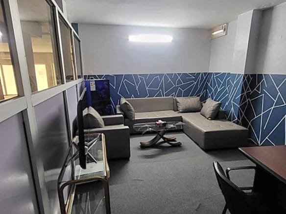 Hall professionnel à louer à Cadjehoun_3