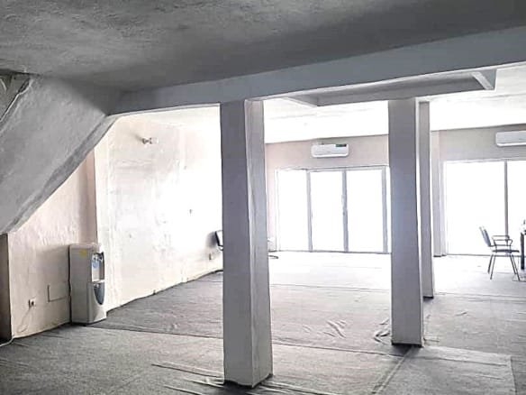 Hall professionnel à louer à Cadjehoun_5