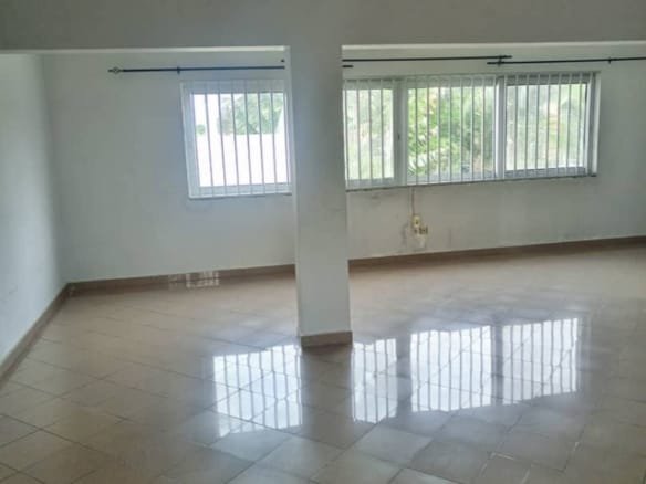 Location Villa 5 chambres avec jardin à Les Cocotiers_2