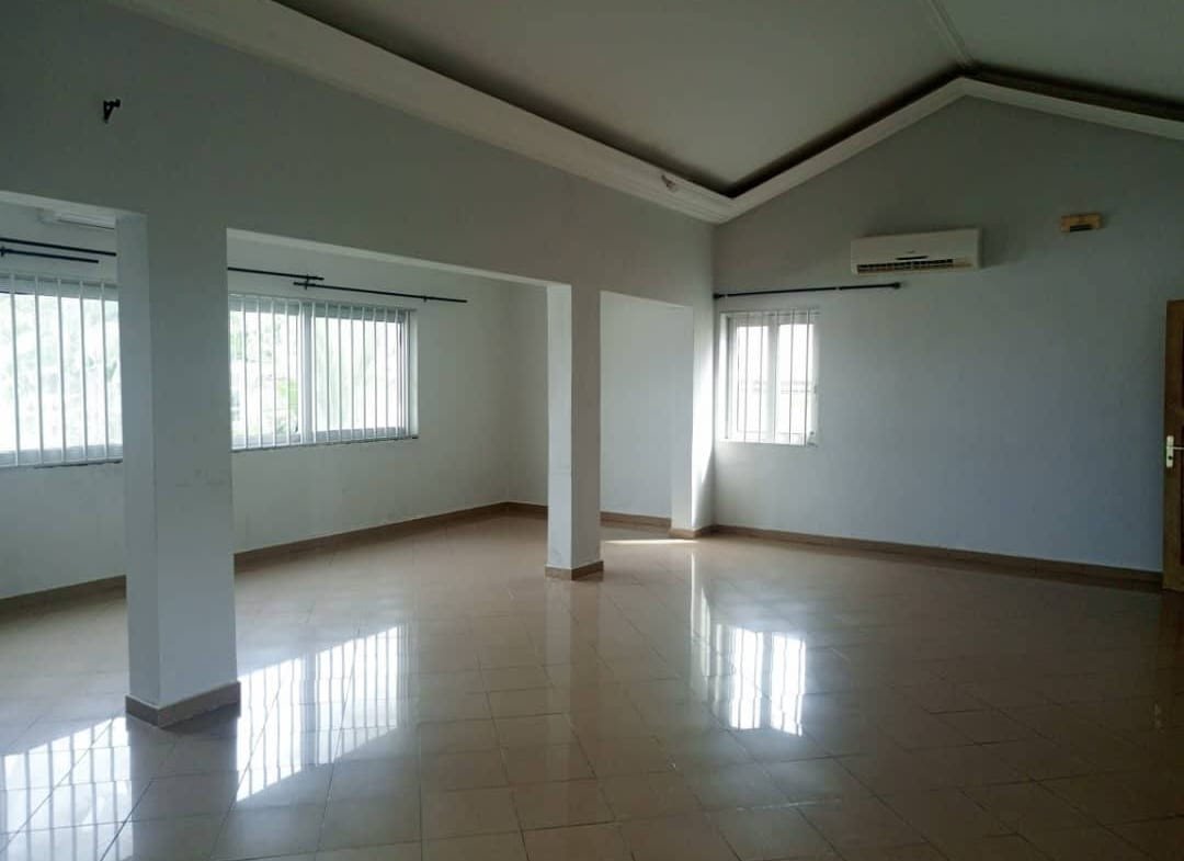 Location Villa 5 chambres avec jardin à Les Cocotiers_4