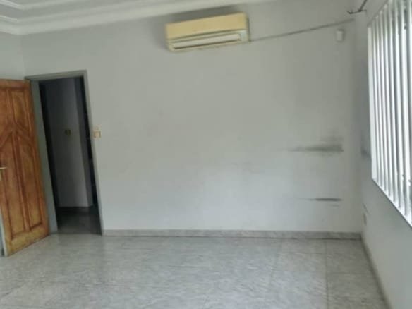 Location Villa 5 chambres avec jardin à Les Cocotiers_6