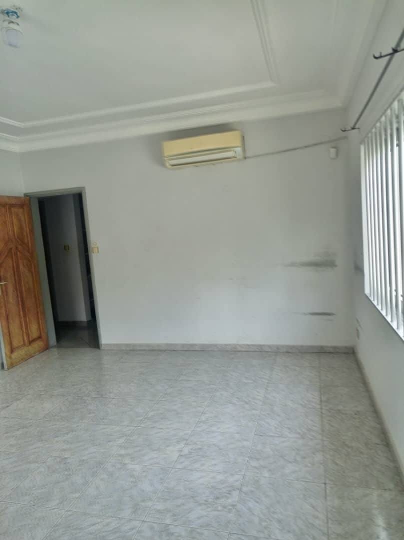 Location Villa 5 chambres avec jardin à Les Cocotiers_6