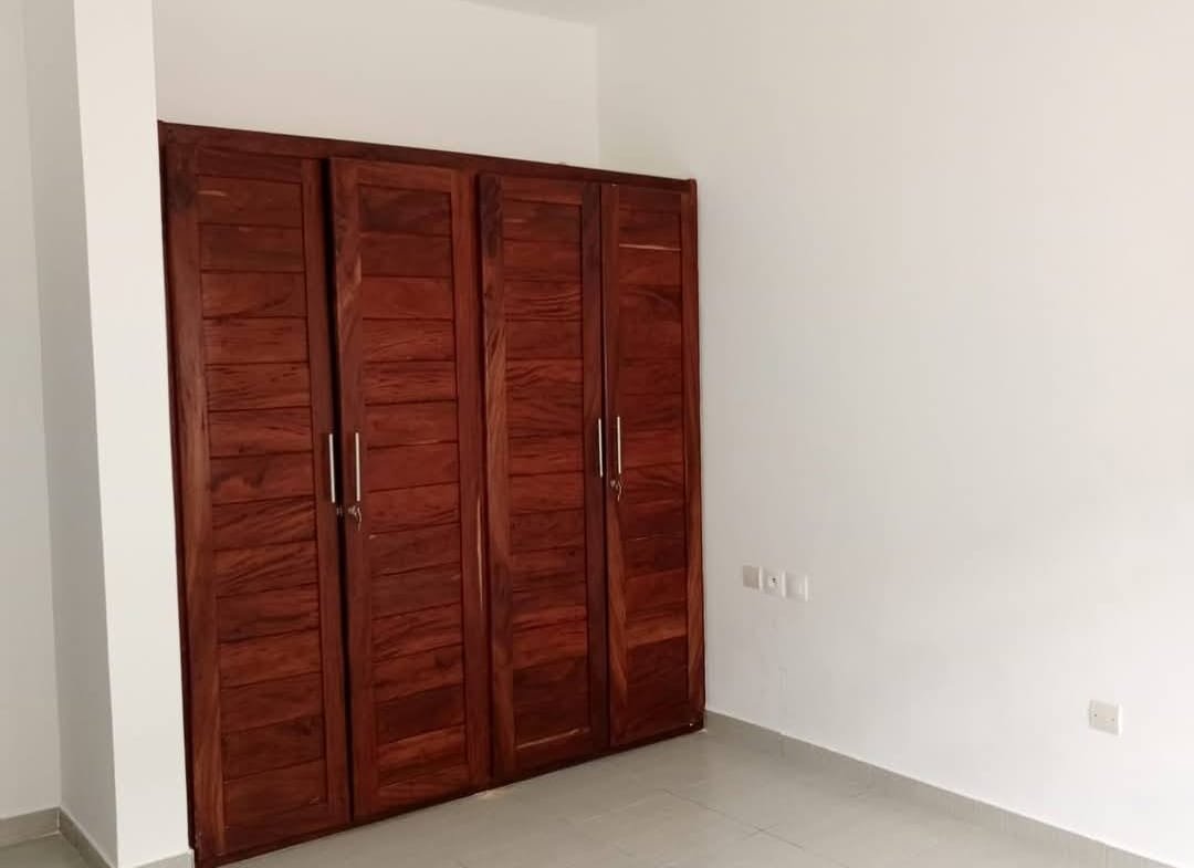 Location appartement 3 chambres salon à Akpakpa_10