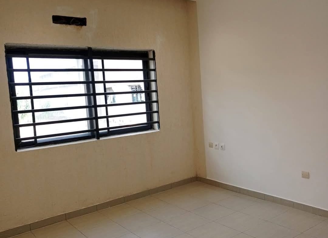 Location appartement 3 chambres salon à Akpakpa_5