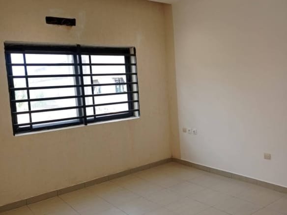 Location appartement 3 chambres salon à Akpakpa_5
