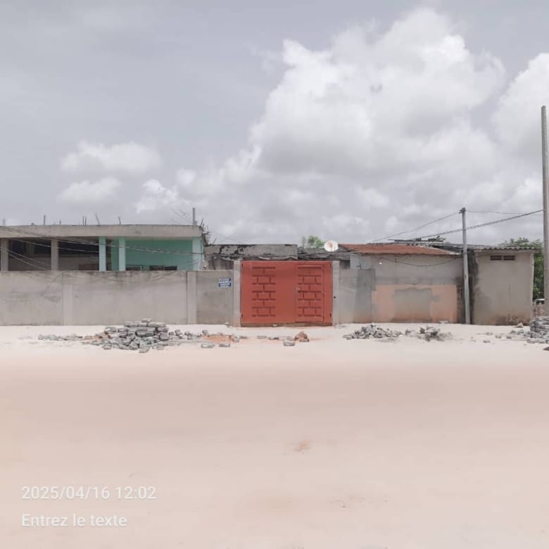 Parcelle bâtie avec Titre Foncier à vendre à Adjaha – Cotonou - BENIN-IMMO