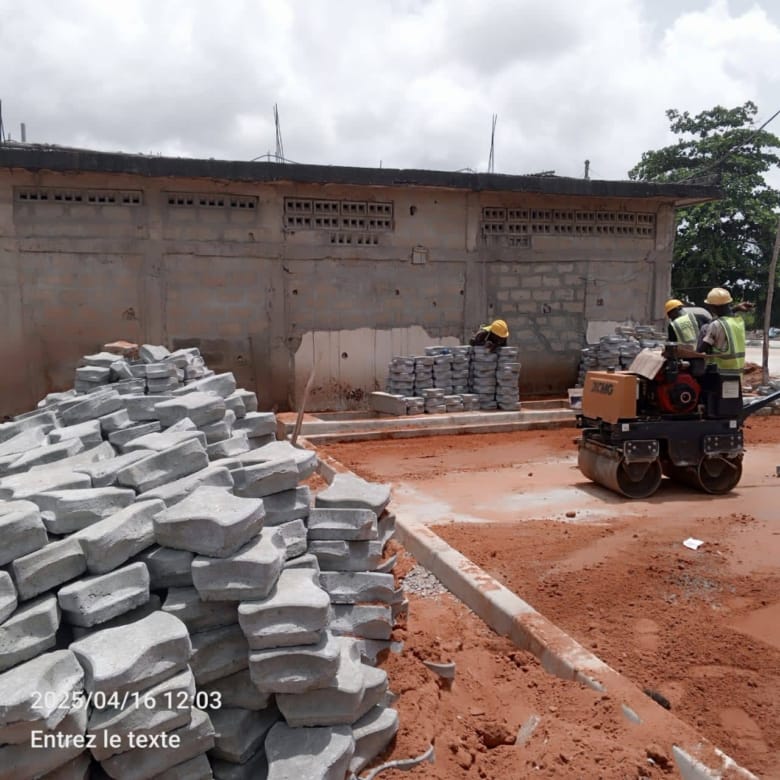 Parcelle bâtie avec Titre Foncier à vendre à Adjaha – Cotonou - BENIN-IMMO