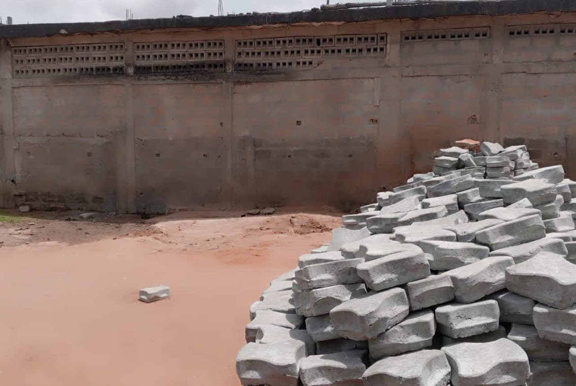 Parcelle bâtie avec Titre Foncier à vendre à Adjaha – Cotonou - BENIN-IMMO