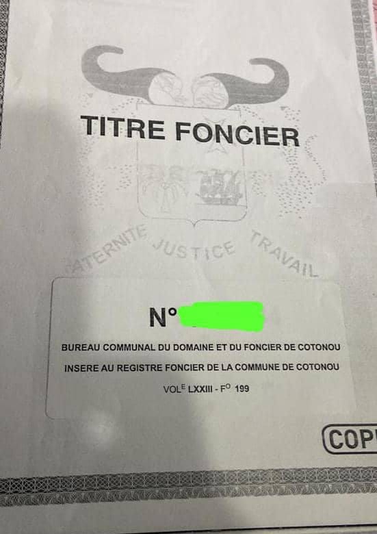 Parcelle bâtie avec Titre Foncier à vendre à Adjaha – Cotonou - BENIN-IMMO