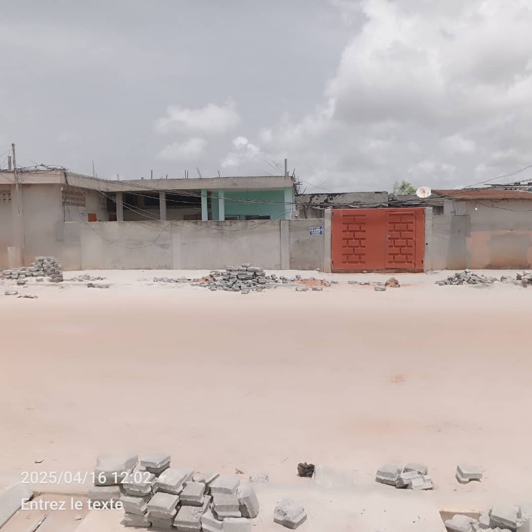 Parcelle de 516 m² avec titre foncier à vendre à Fidjrossè Sinoutin
