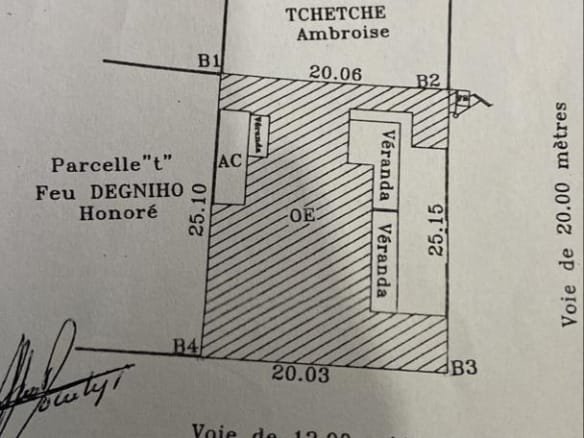 Parcelle de 516 m² avec titre foncier à vendre à Fidjrossè Sinoutin_2