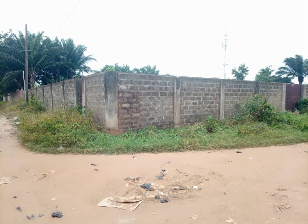 Parcelle de 900m² Avec Titre Foncier à vendre à Calavi IITA
