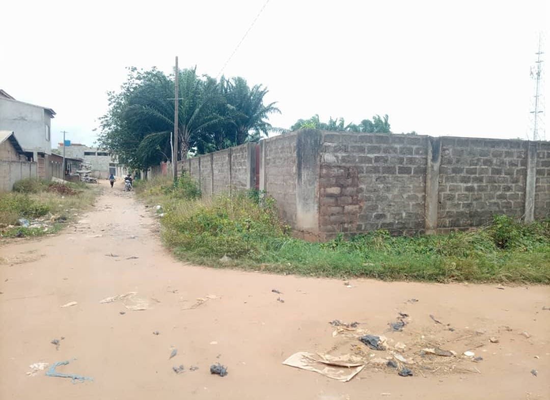 Parcelle de 900m² à vendre à Calavi IITA - BENIN-IMMO