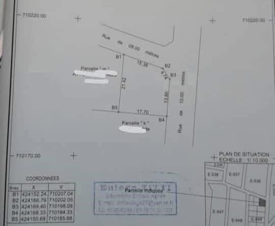 Parcelle en angle de rue à vendre à Tankpè – 335 m²