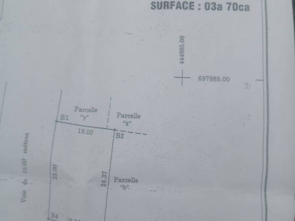 Parcelle de 370 m² à vendre à Fidjrossè Adjaha