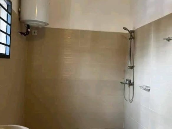 Villa 3 chambres à louer à Cotonou Kouhounou_12