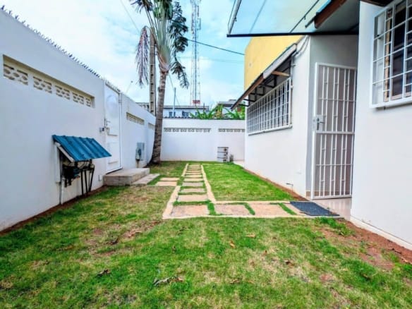 Villa 3 chambres à vendre à Akpakpa PK10_2