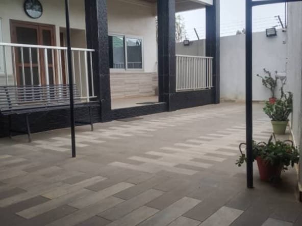 Villa 3 chambres à vendre à Calavi Zoundja-Kpèvi