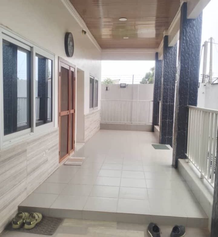 Villa 3 chambres à vendre à Calavi Zoundja-Kpèvi_4