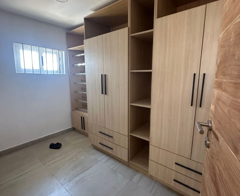 Villa 5 chambres avec piscine et jardin à louer à Quartier Jack_4