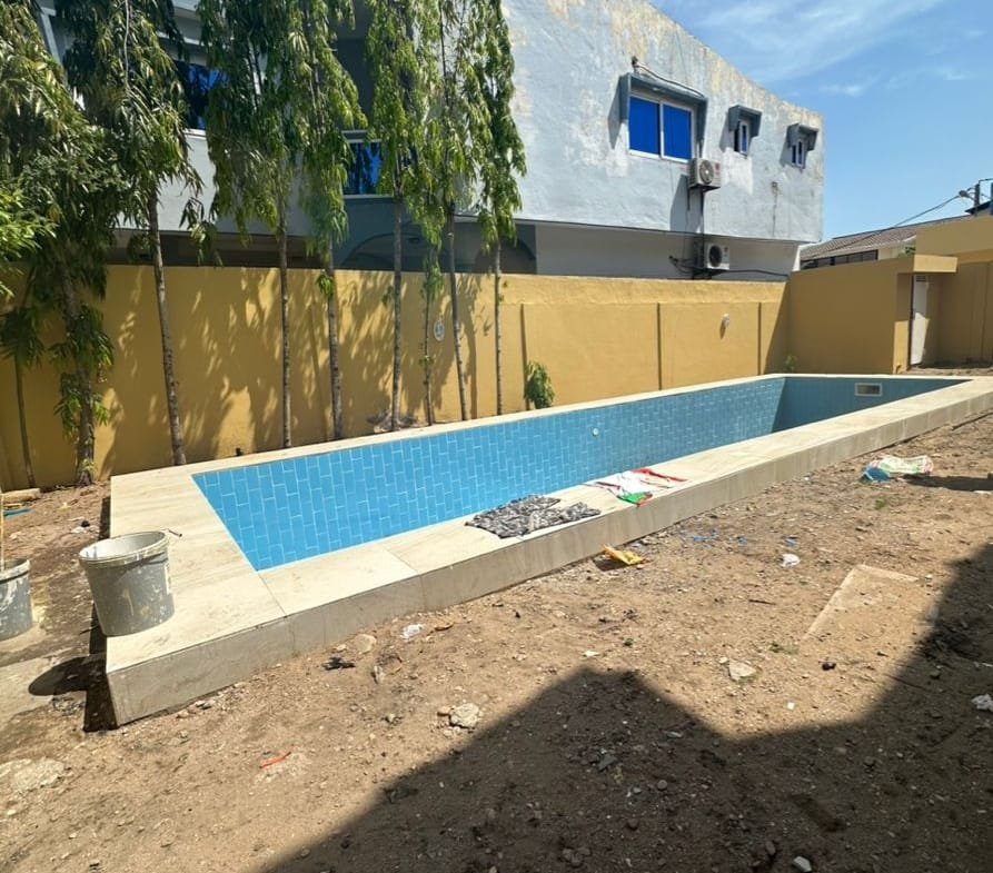 Villa 5 chambres avec piscine et jardin à louer à Quartier Jack_7