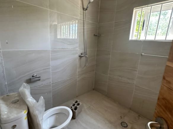 Villa 5 chambres avec piscine et jardin à louer à Quartier Jack_9