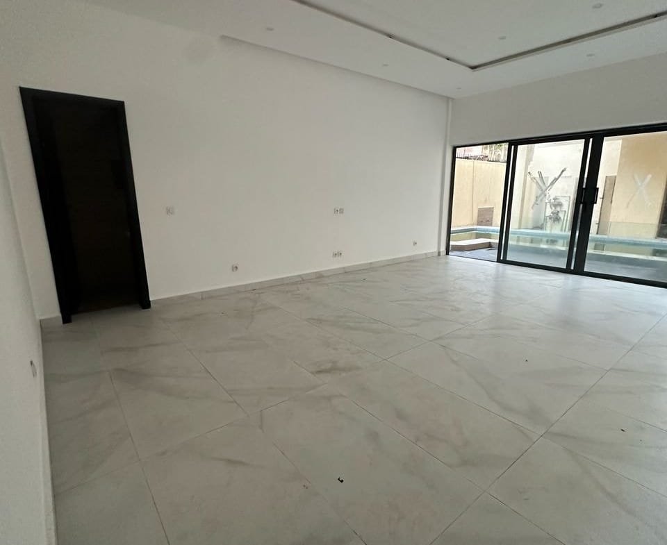 Villa avec Piscine à Louer à Quartier Jack - Cotonou - BENIN-IMMO