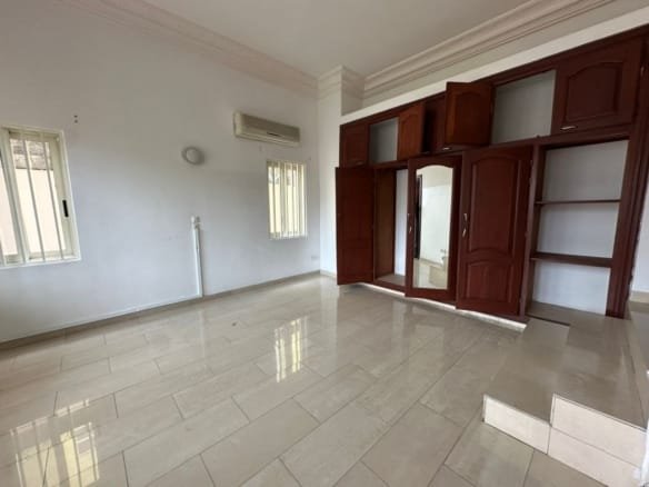 Villa de luxe à louer à Haie Vive_3