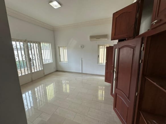 Villa de luxe à louer à Haie Vive_8