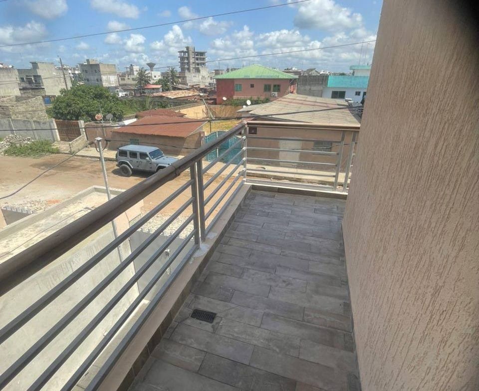 Villa duplex à louer à Houéyiho_8