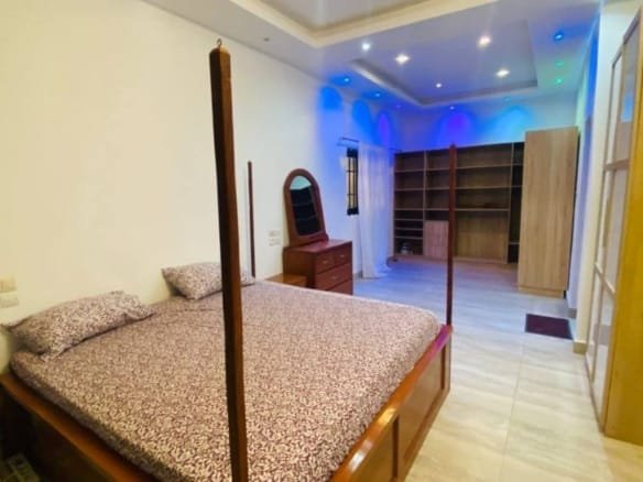 Villa meublée 5 ch avec piscine à louer à Fidjrossè Plage_10