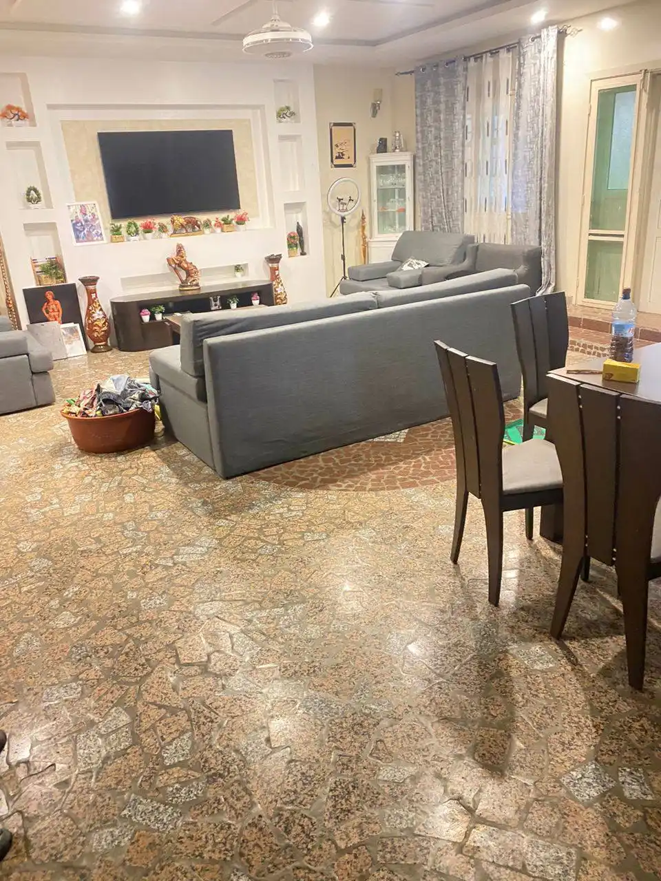 Villa basse à vendre à Agla Akplomey_03