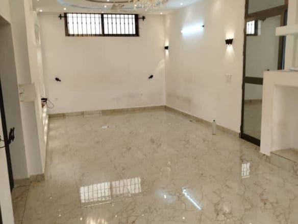 Appartement F4 avec entrée personnelle à louer à Fidjrossè_3