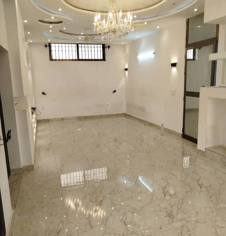 Appartement F4 avec entrée personnelle à louer à Fidjrossè_3