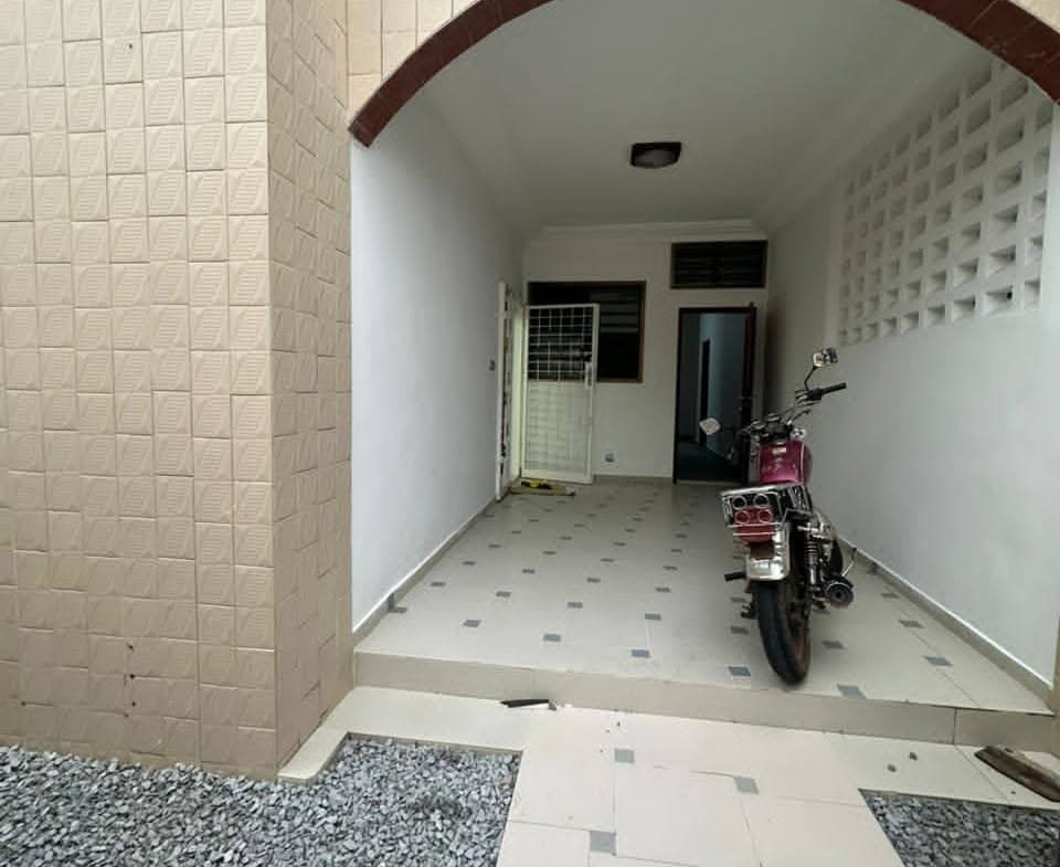 Appartement à louer à Fidjrossè près du Lycée Pierre Manoel Talon - BENIN-IMMO