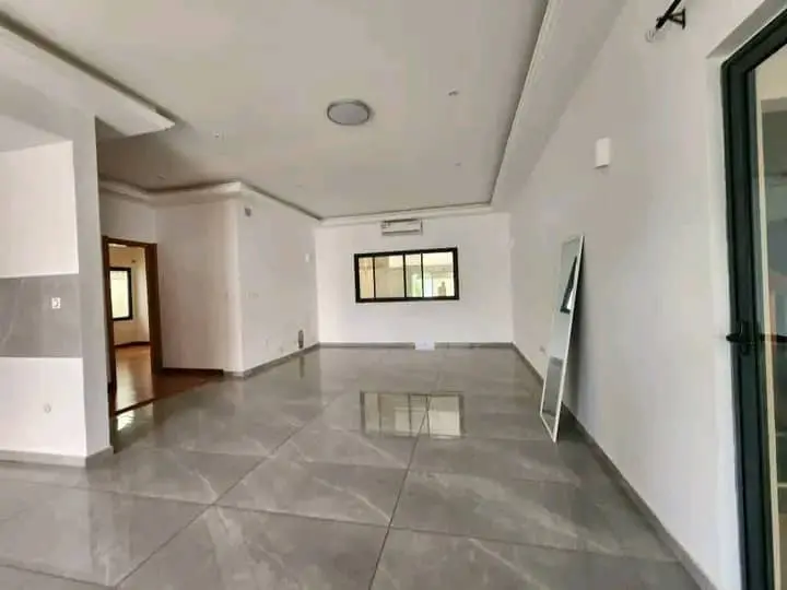 Appartement entrée personnelle à louer à Fidjrossè_10